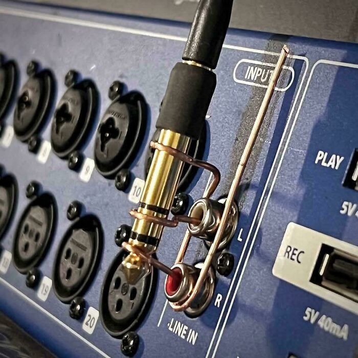 71 Times Tech Support Workers Wish They Had Chosen A Different Profession (New Pics) 71 Times Tech Support Workers Wish They Had Chosen A Different Profession (New Pics)