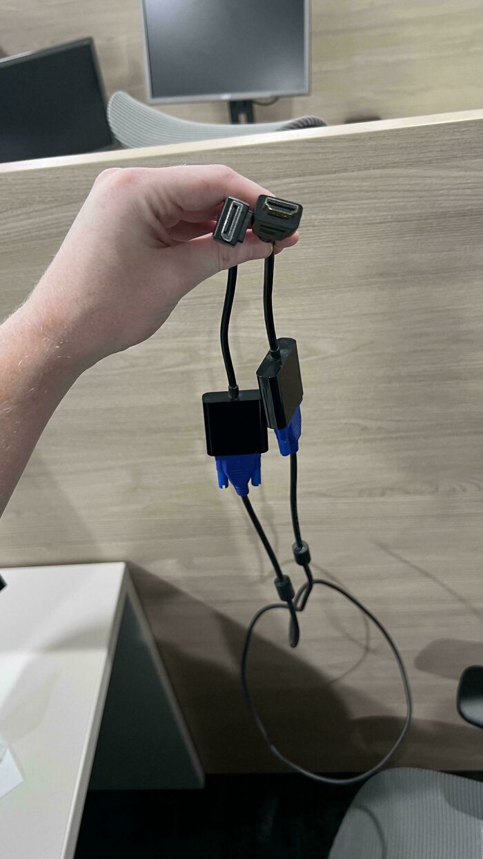 71 Times Tech Support Workers Wish They Had Chosen A Different Profession (New Pics) 71 Times Tech Support Workers Wish They Had Chosen A Different Profession (New Pics)