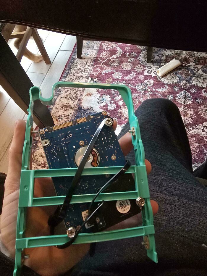 71 Times Tech Support Workers Wish They Had Chosen A Different Profession (New Pics) 71 Times Tech Support Workers Wish They Had Chosen A Different Profession (New Pics)