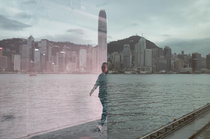 Lucky Coincidences: 30 Perfectly Timed Pictures Taken By Edas Wong (New Pics)