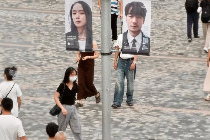 Lucky Coincidences: 30 Perfectly Timed Pictures Taken By Edas Wong (New Pics)