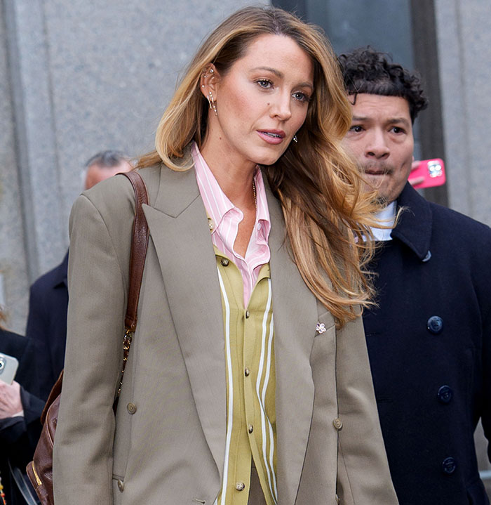 Hilariously Awkward Fashion Faux Pas Marks Blake Lively And Justin Baldoni’s First Court Showdown Hilariously Awkward Fashion Faux Pas Marks Blake Lively And Justin Baldoni’s First Court Showdown
