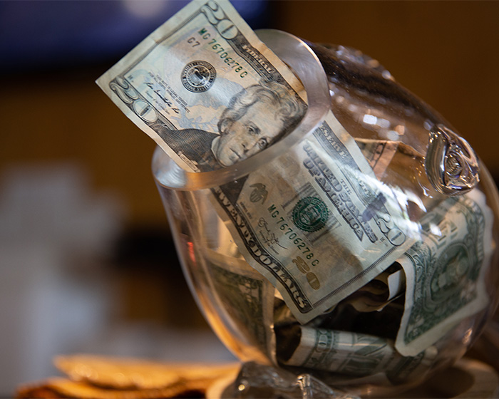 Outrage Erupts After America’s Top Restaurant Adds Automatic 20% Tip Over Country’s ‘Racist’ Past