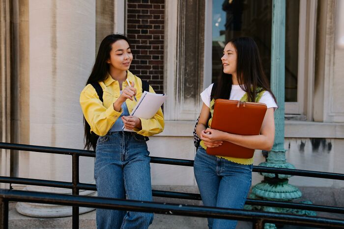 54 People Share What Surprised Them Most After Hanging Out In Wealthy Circles