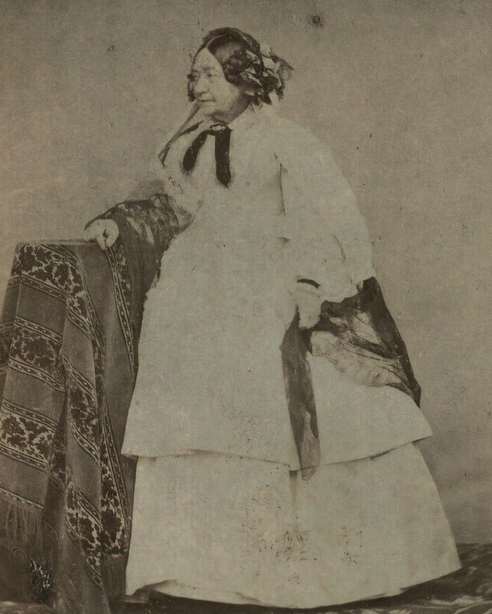 50 Historical Figures That We Are Lucky Enough To Have Photos Of (New Pics)