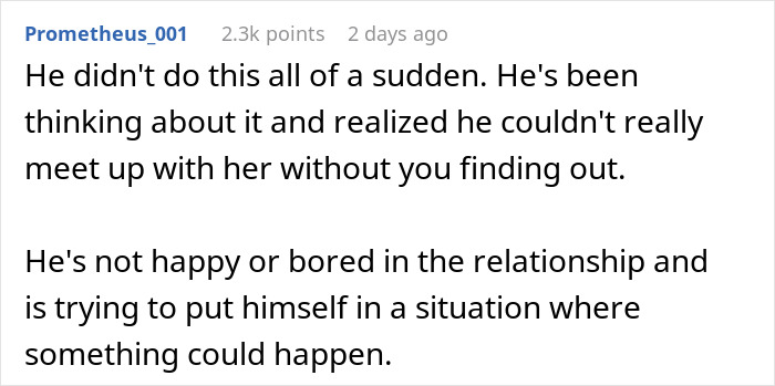 Married Man Texts Woman He Loved 15 Years Ago, Tells Wife &ldquo;Don’t Freak Out&rdquo;