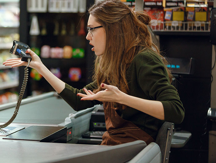 “She Was Arrested”: 64 Coworkers That Became Legends For All The Wrong Reasons