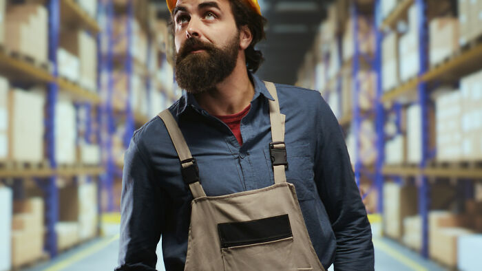 “She Was Arrested”: 64 Coworkers That Became Legends For All The Wrong Reasons