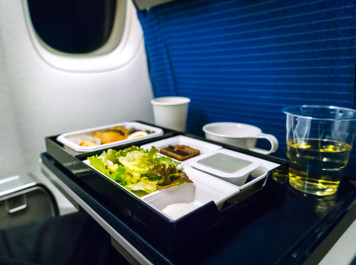 32 Airport Workers Share Behind-The-Scenes Secrets That Non-Employees Might Not Have Known 32 Airport Workers Share Behind-The-Scenes Secrets That Non-Employees Might Not Have Known