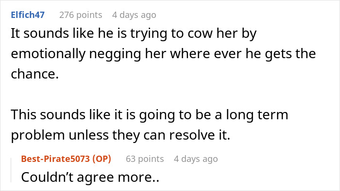 Woman’s Enjoyment Of “Spicy Books” Causes A Stir At A Party That Left Her Husband Humiliated Woman’s Enjoyment Of “Spicy Books” Causes A Stir At A Party That Left Her Husband Humiliated