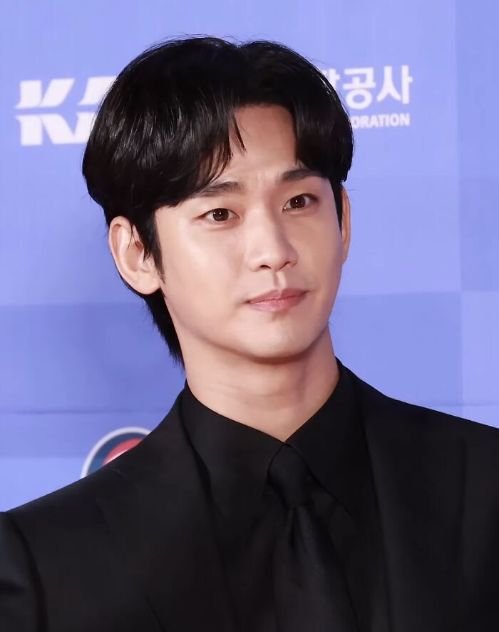 Kim Soo-hyun: Bio And Career Highlights Kim Soo-hyun: Bio And Career Highlights