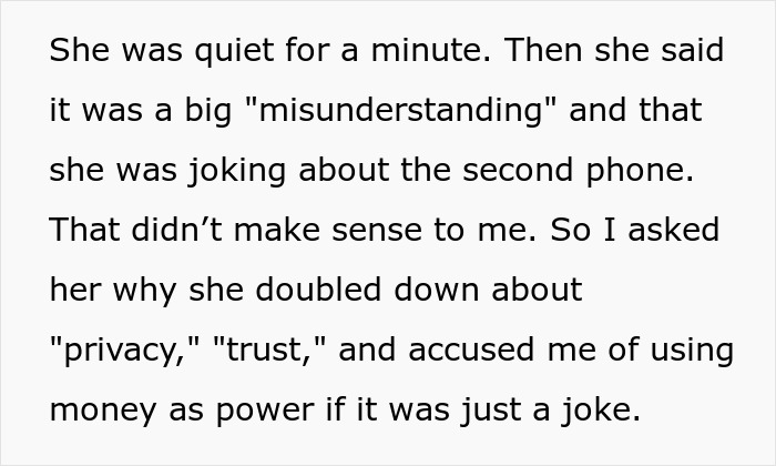GF Insists BF Buys Her 2nd Phone For “Personal Use,” People Online Try To Guess What It May Be For GF Insists BF Buys Her 2nd Phone For “Personal Use,” People Online Try To Guess What It May Be For