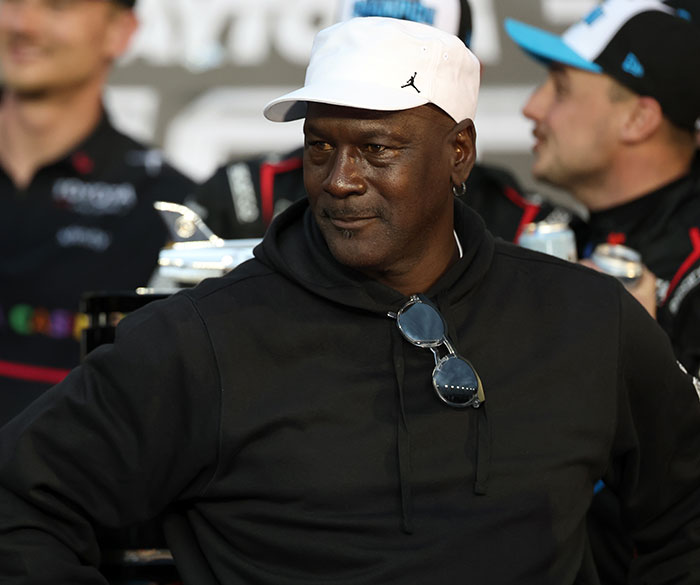 Video Of Michael Jordan Touching Young Fan At Daytona 500 Sparks Heated Debate Video Of Michael Jordan Touching Young Fan At Daytona 500 Sparks Heated Debate