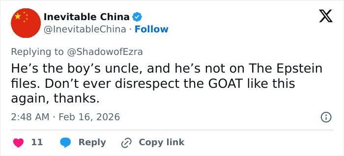 Video Of Michael Jordan Touching Young Fan At Daytona 500 Sparks Heated Debate Video Of Michael Jordan Touching Young Fan At Daytona 500 Sparks Heated Debate