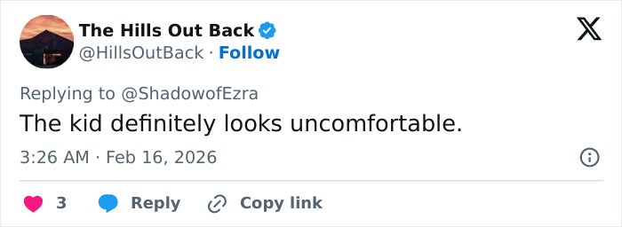 Video Of Michael Jordan Touching Young Fan At Daytona 500 Sparks Heated Debate Video Of Michael Jordan Touching Young Fan At Daytona 500 Sparks Heated Debate