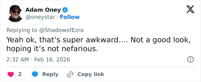 Video Of Michael Jordan Touching Young Fan At Daytona 500 Sparks Heated Debate Video Of Michael Jordan Touching Young Fan At Daytona 500 Sparks Heated Debate