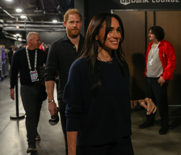 Prince Harry’s Body Language At NBA All-Star Game With Meghan Markle Sparks Theories