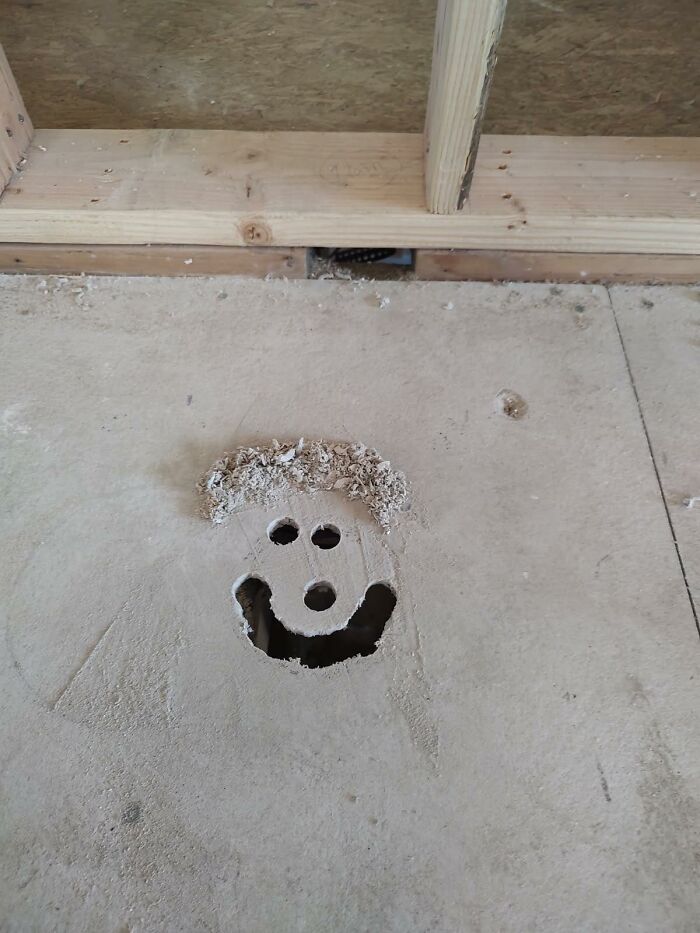 90 Times People Spotted A Face In An Everyday Thing And Just Had To Share (New Pics) 90 Times People Spotted A Face In An Everyday Thing And Just Had To Share (New Pics)