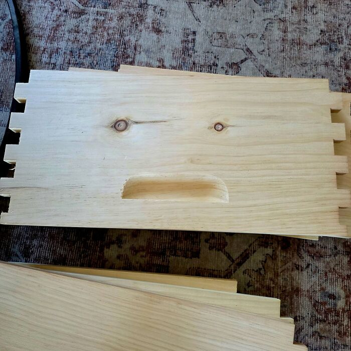 90 Times People Spotted A Face In An Everyday Thing And Just Had To Share (New Pics) 90 Times People Spotted A Face In An Everyday Thing And Just Had To Share (New Pics)