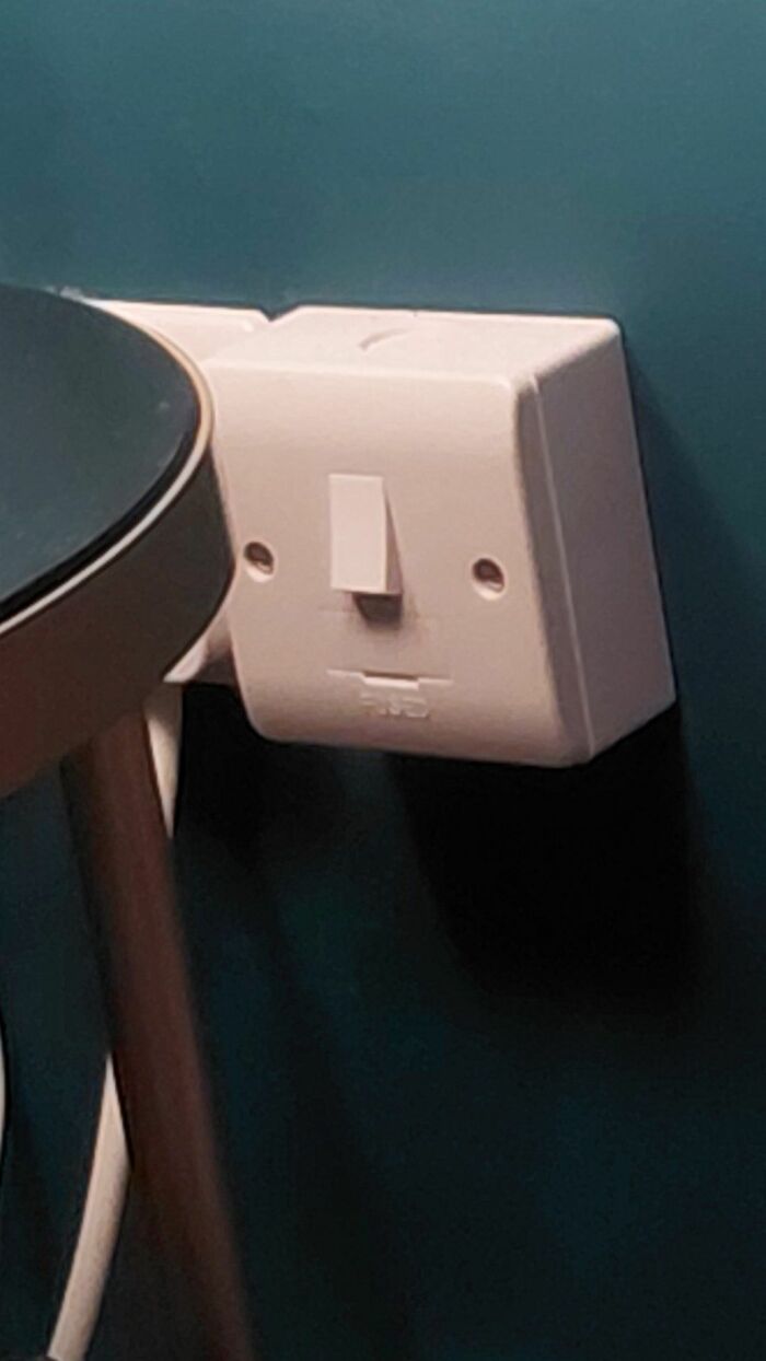 90 Times People Spotted A Face In An Everyday Thing And Just Had To Share (New Pics) 90 Times People Spotted A Face In An Everyday Thing And Just Had To Share (New Pics)