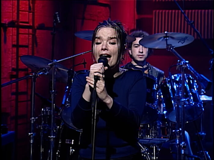 52 Celebrities Who Made Strange Exits From The Limelight 52 Celebrities Who Made Strange Exits From The Limelight