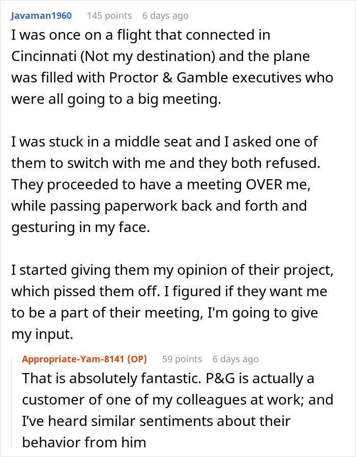 Heavily Pregnant Woman Stays In Her Seat She Paid For, Other Passengers Purposely Inconvenience Her Heavily Pregnant Woman Stays In Her Seat She Paid For, Other Passengers Purposely Inconvenience Her