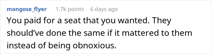 Heavily Pregnant Woman Stays In Her Seat She Paid For, Other Passengers Purposely Inconvenience Her Heavily Pregnant Woman Stays In Her Seat She Paid For, Other Passengers Purposely Inconvenience Her