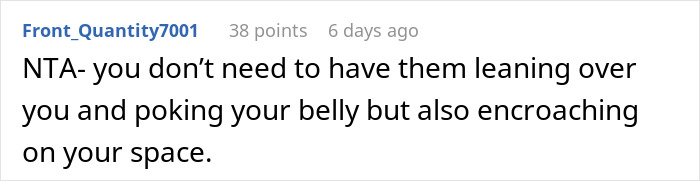 Heavily Pregnant Woman Stays In Her Seat She Paid For, Other Passengers Purposely Inconvenience Her Heavily Pregnant Woman Stays In Her Seat She Paid For, Other Passengers Purposely Inconvenience Her