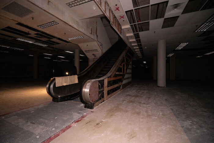 79 Liminal Spaces That Are Strangely Beautiful And Deeply Unsettling 79 Liminal Spaces That Are Strangely Beautiful And Deeply Unsettling