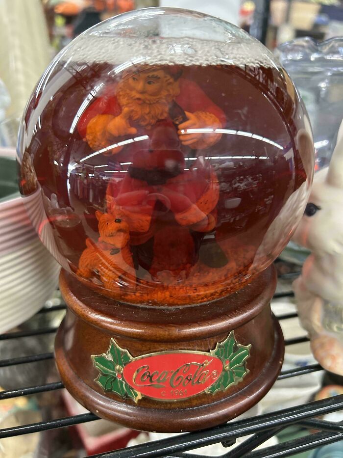 68 Wildly Questionable Thrift Store Treasures That Feel Like They Escaped Another Dimension