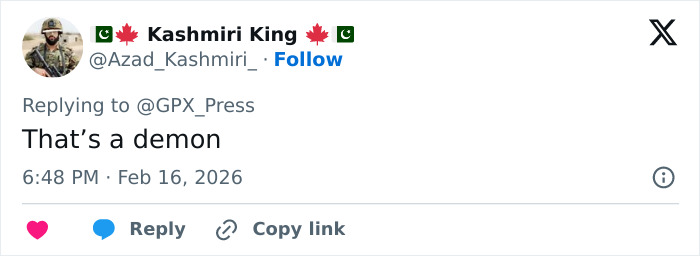 Woman’s “Strange Behavior” During White House Press Conference Goes Viral