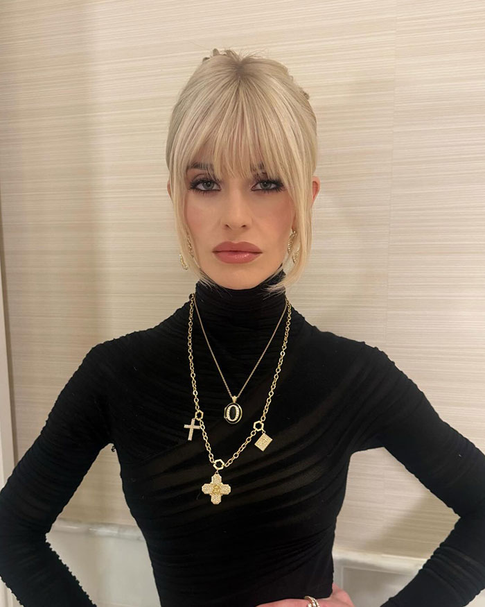 Kelly Osbourne’s Latest Look Draws Hollywood Attention, Friends Say In‑Person Reality Is ‘Scary’ Kelly Osbourne’s Latest Look Draws Hollywood Attention, Friends Say In‑Person Reality Is ‘Scary’