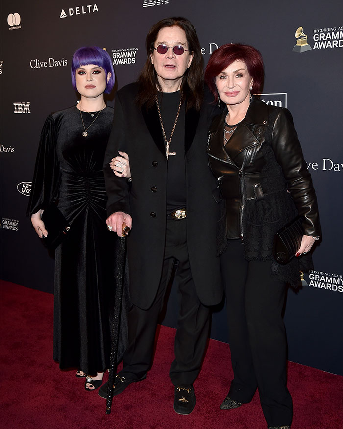 Kelly Osbourne’s Latest Look Draws Hollywood Attention, Friends Say In‑Person Reality Is ‘Scary’ Kelly Osbourne’s Latest Look Draws Hollywood Attention, Friends Say In‑Person Reality Is ‘Scary’