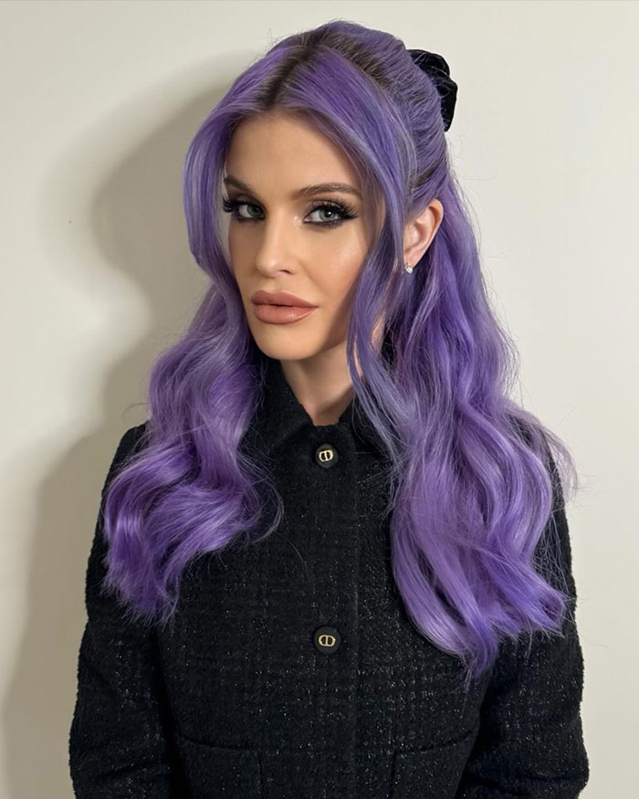 Kelly Osbourne’s Latest Look Draws Hollywood Attention, Friends Say In‑Person Reality Is ‘Scary’ Kelly Osbourne’s Latest Look Draws Hollywood Attention, Friends Say In‑Person Reality Is ‘Scary’