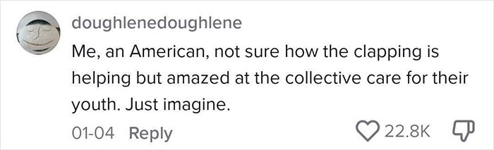 Person Shows A Really Effective Way To Deal With Lost Children: “Was So Confused When Everyone Started Clapping” Person Shows A Really Effective Way To Deal With Lost Children: “Was So Confused When Everyone Started Clapping”