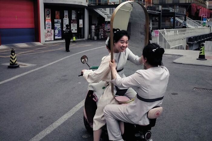 37 Of The Most Interesting Images Picked By The Decisive Moments Magazine (New Pics) 37 Of The Most Interesting Images Picked By The Decisive Moments Magazine (New Pics)