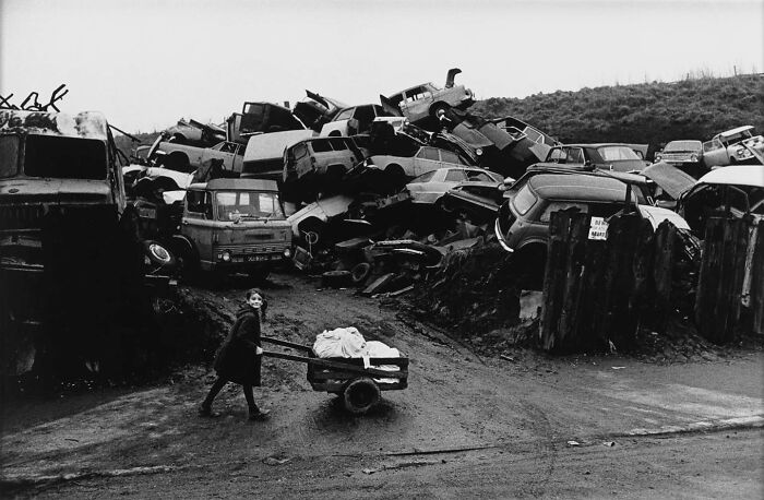 37 Of The Most Interesting Images Picked By The Decisive Moments Magazine (New Pics) 37 Of The Most Interesting Images Picked By The Decisive Moments Magazine (New Pics)