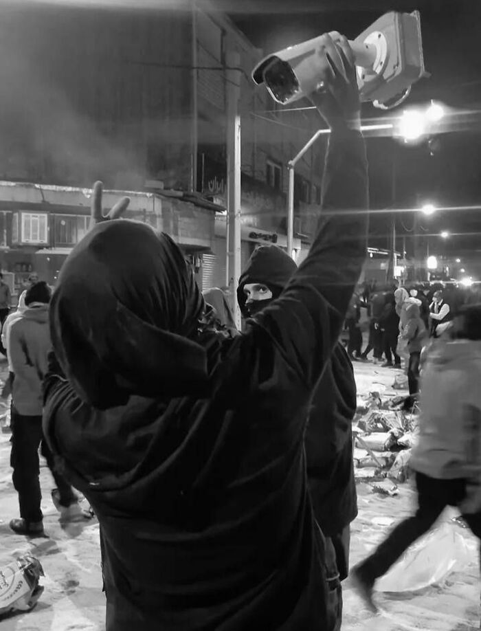 37 Of The Most Interesting Images Picked By The Decisive Moments Magazine (New Pics) 37 Of The Most Interesting Images Picked By The Decisive Moments Magazine (New Pics)