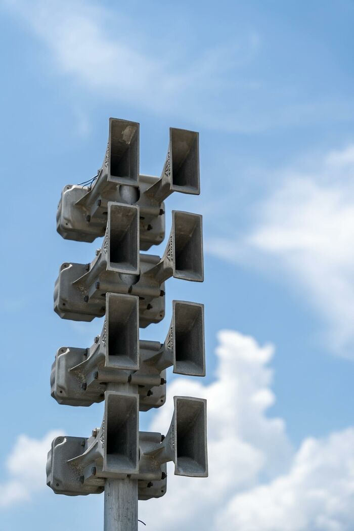 “It Was Scary As Hell”: 47 People Share The Chilling Sounds That Signal Immediate Disaster “It Was Scary As Hell”: 47 People Share The Chilling Sounds That Signal Immediate Disaster