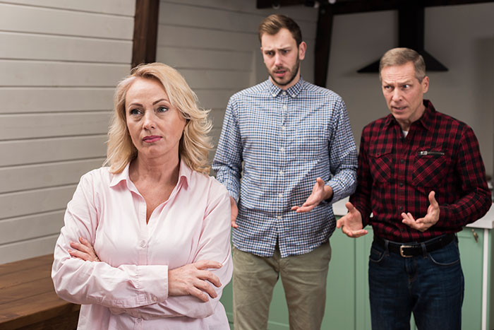 Woman Goes To Concert Instead Of Babysitting Sister’s Kids, Gets Accused Of Being Selfish