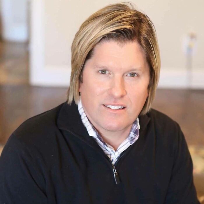 78 Tragic Hair Accidents That Might Make You Rethink Trusting A Hairstylist (New Pics) 78 Tragic Hair Accidents That Might Make You Rethink Trusting A Hairstylist (New Pics)