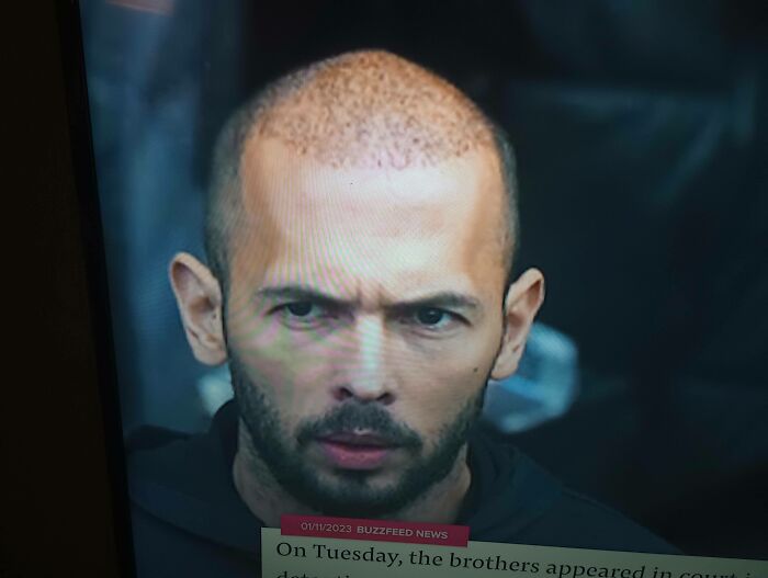 78 Tragic Hair Accidents That Might Make You Rethink Trusting A Hairstylist (New Pics) 78 Tragic Hair Accidents That Might Make You Rethink Trusting A Hairstylist (New Pics)