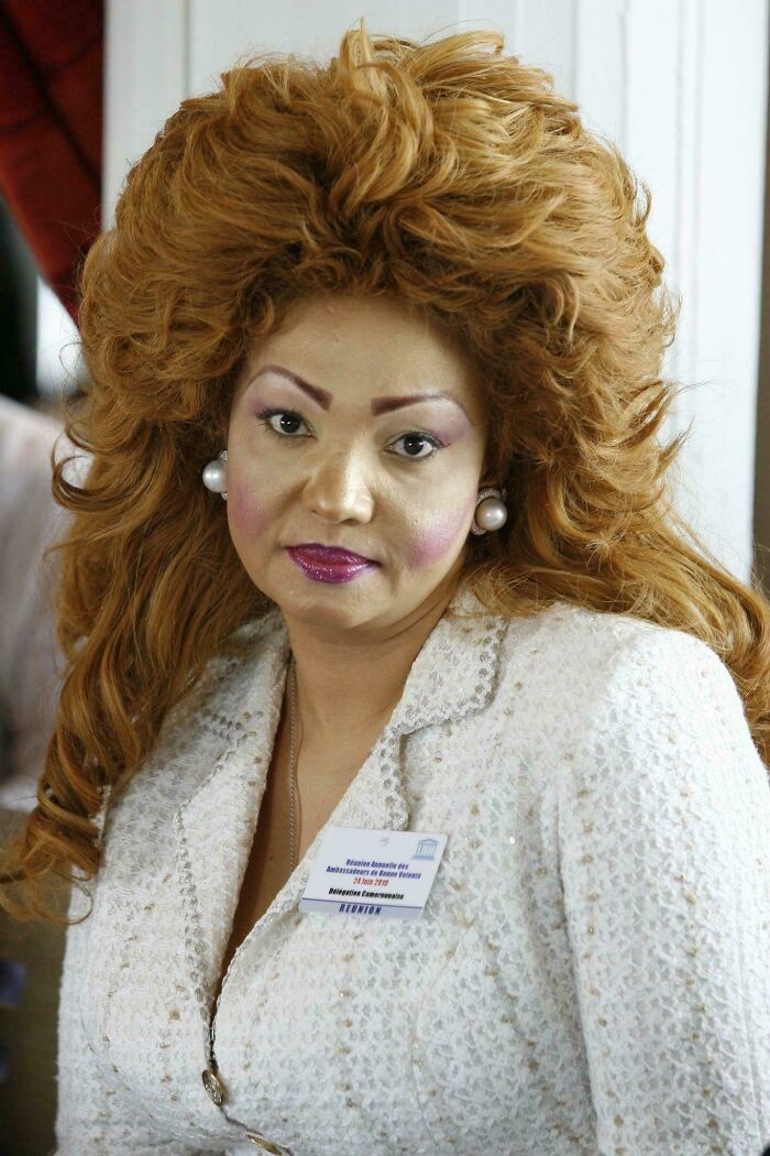 78 Tragic Hair Accidents That Might Make You Rethink Trusting A Hairstylist (New Pics) 78 Tragic Hair Accidents That Might Make You Rethink Trusting A Hairstylist (New Pics)