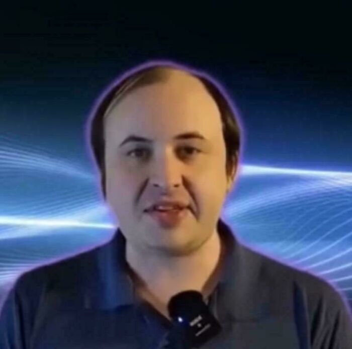 78 Tragic Hair Accidents That Might Make You Rethink Trusting A Hairstylist (New Pics) 78 Tragic Hair Accidents That Might Make You Rethink Trusting A Hairstylist (New Pics)