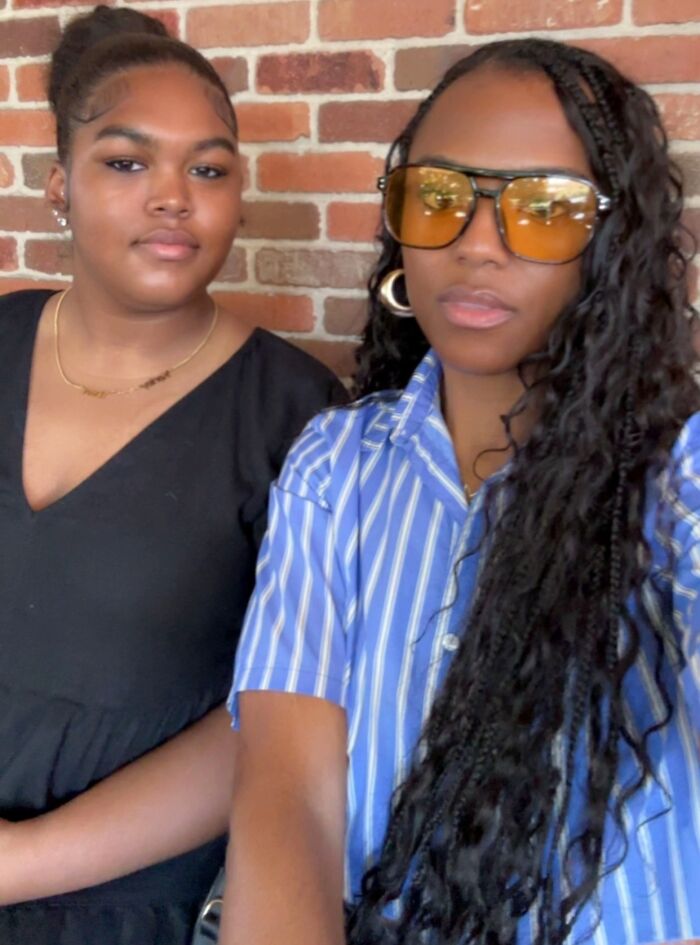 64 Parents Joined The Trend Of Sharing Photos With Their Kids That They Had Young