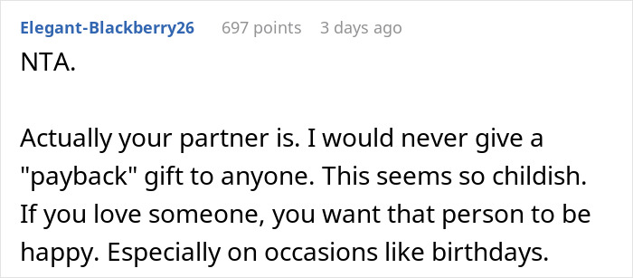 Woman Upset BF Likes Her Gift To Him As She Expected Him To Dump Her