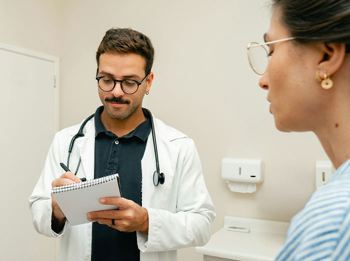 66 Bizarre And Inappropriate Things Doctors Shouldn&rsquo;t Have Said Out Loud