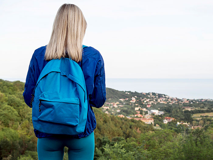 42 Men Share Their Traumatizing Experiences With Creepy Women