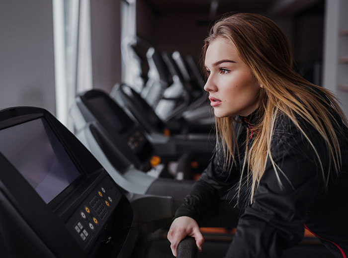 Entitled Mother Defends Daughter Hogging Unused Gym Treadmill, Gets Told She&rsquo;s The Problem