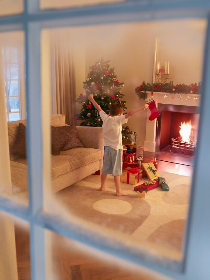 “Saved A Child’s Life”: 63 People Who Reported Someone They Know To CPS Or Police Share Why They Did “Saved A Child’s Life”: 63 People Who Reported Someone They Know To CPS Or Police Share Why They Did